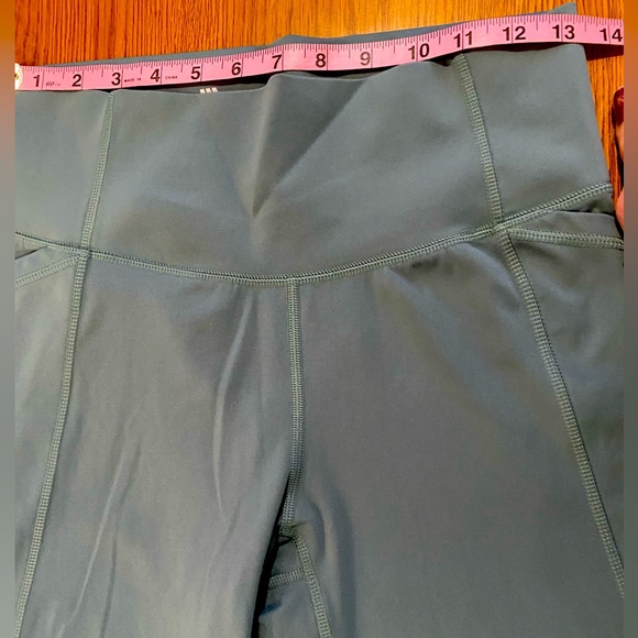 NWOT LOT OF 4 JOGGERS SIZE M - Picture 12 of 12